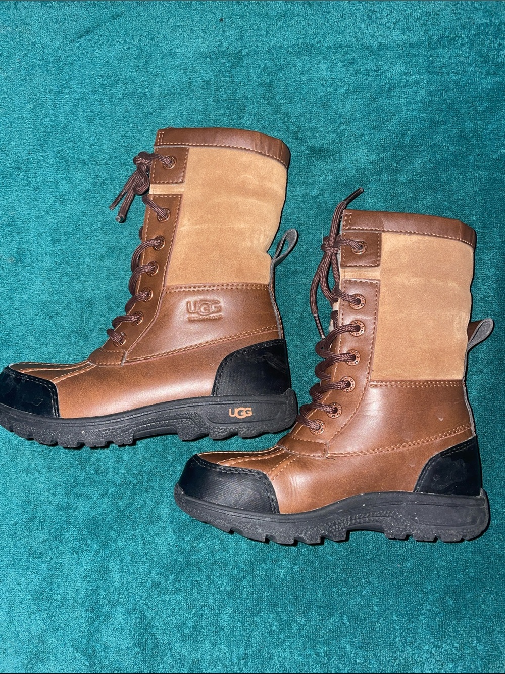 UGG Butte cold weather boots kids